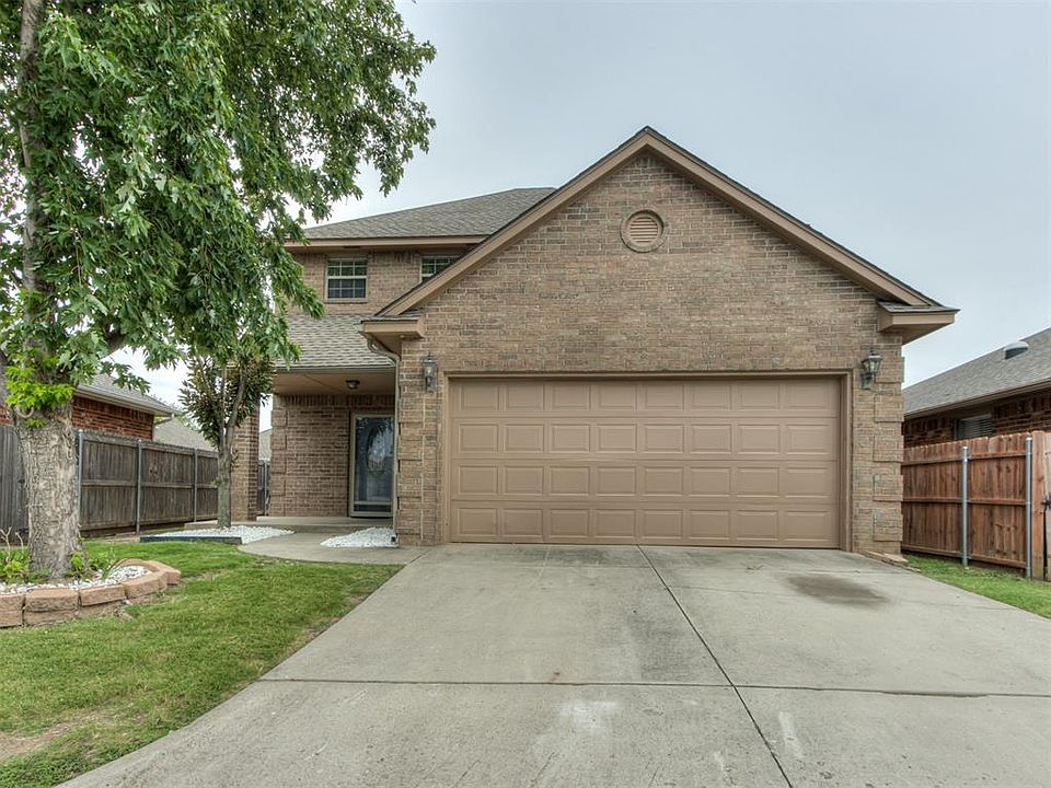 1st image of 508 SW 124th Pl