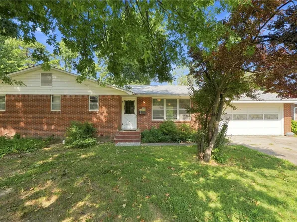 406 Henryetta St, Springdale, AR 72762