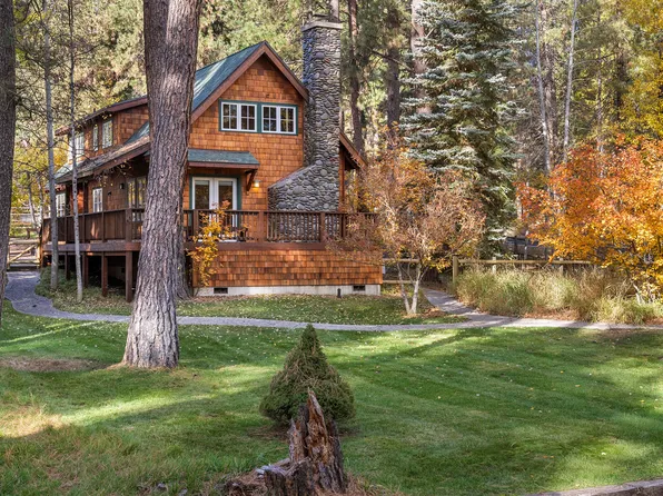 25601 SW Suttle Sherman Rd, Camp Sherman, OR 97730