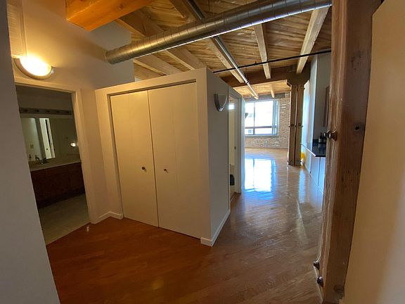 4th image of 234 E Reservoir Ave Unit 504