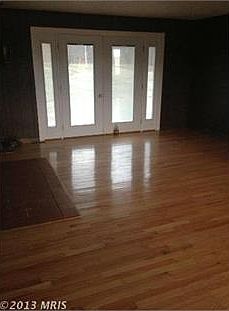 3rd image of 20441 Walkers Ln