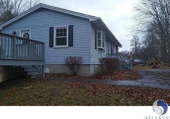 EASY ACCESS TO 1ST FLOOR LIVING