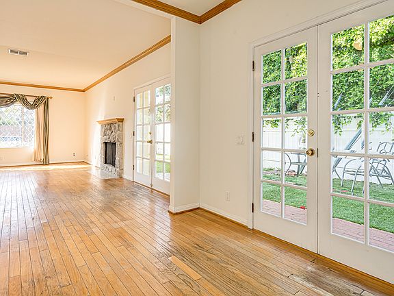 4th image of 12810 Marco Pl
