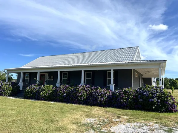 3146 Yarmouth Dr, Cape Charles, VA 23310