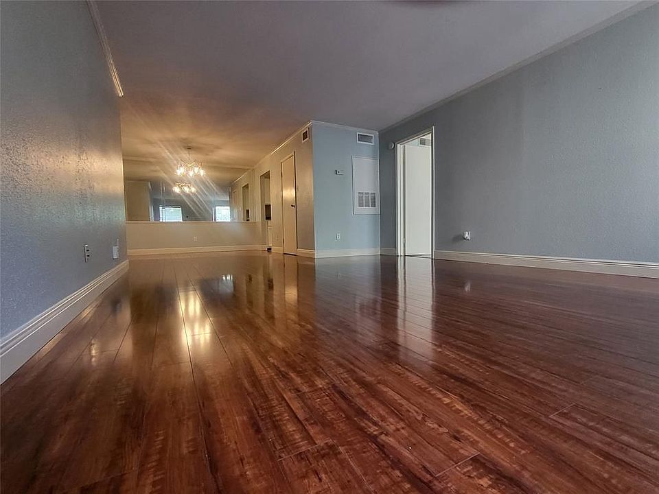 1st image of 7400 Bellerive Dr APT 607