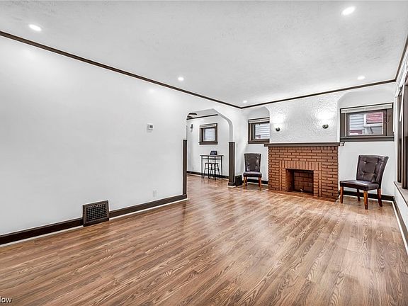 2nd image of 11406 Nelson Ave