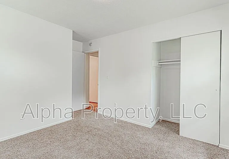 134 Saturn Ln — Photo 18
