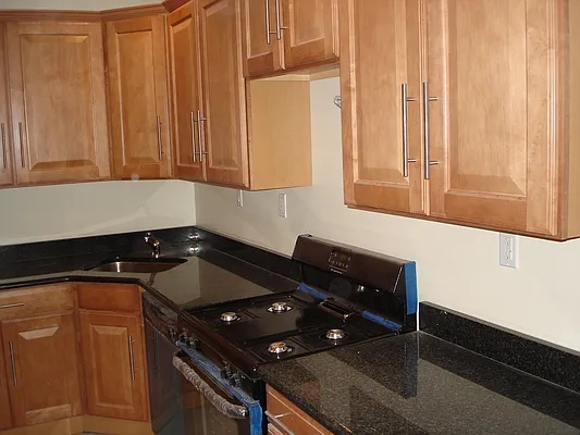 Rented by HOTPROPERTY NYC LLC | media 26