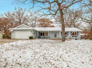 13301 Greenleaf Ct, Apple Valley, MN 55124