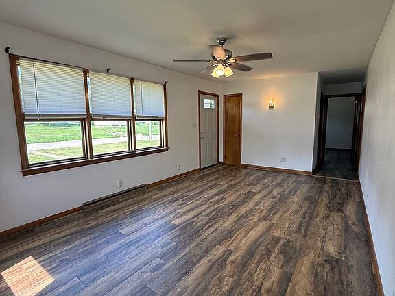 5th image of 803 12th Ave