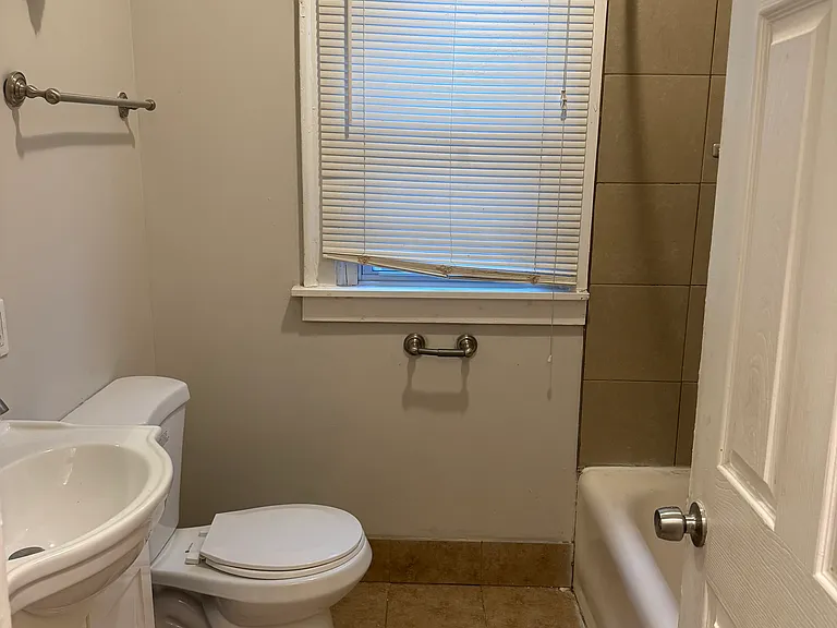 7819 S Euclid Ave #2 — Photo 11