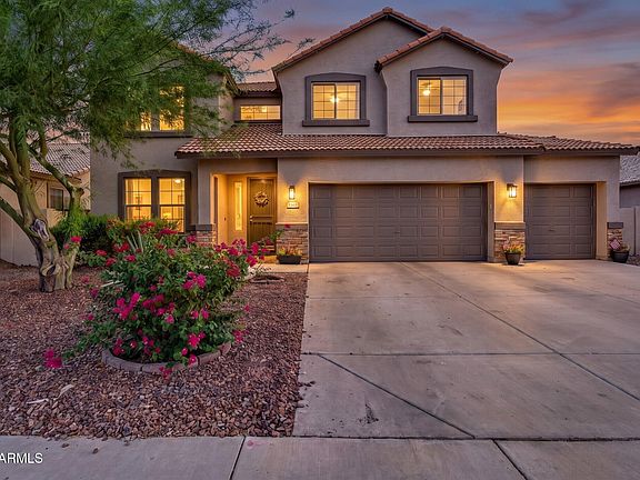 2nd image of 1565 E PRICKLY PEAR Place