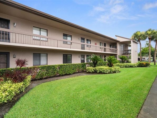 208 Mary Dr #208