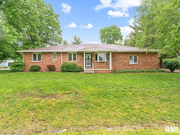 5th image of 80 Celeste Ct