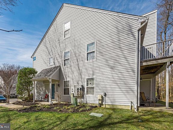 3rd image of 203 Quail Rd