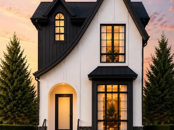 3412 W 1st St NW, Calgary, AB T2K 0W4