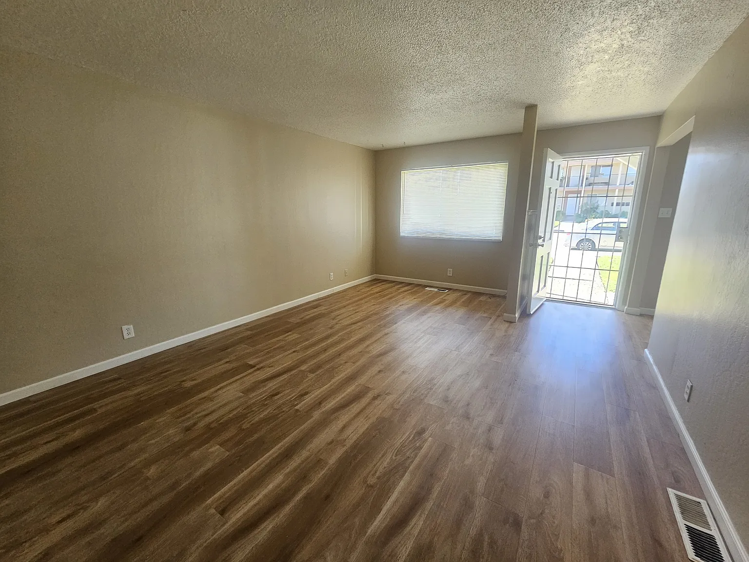 3601 Fairview Drive — Photo 3