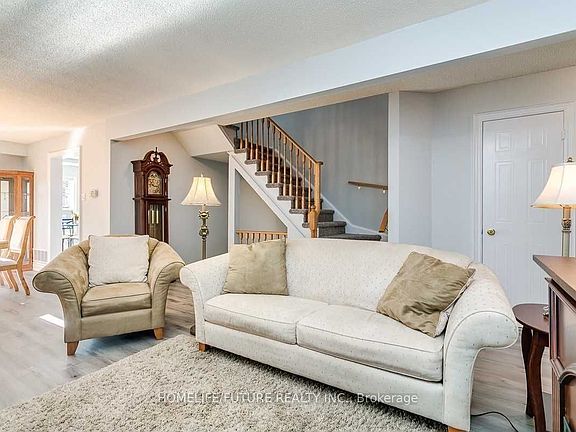 5th image of 23 Lick Pond Way