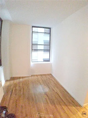 Rented by City Connections Realty | media 18