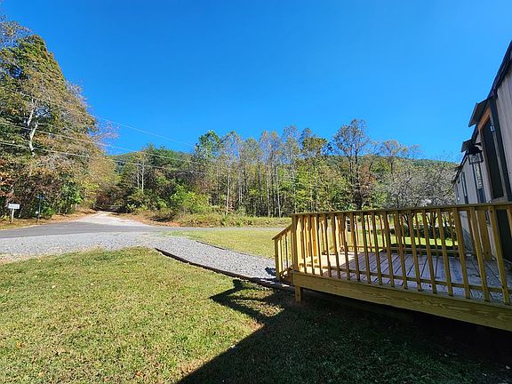 5th image of 947 Valley End Rd