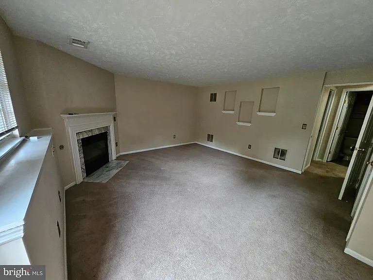 104 Township Ct — Photo 28