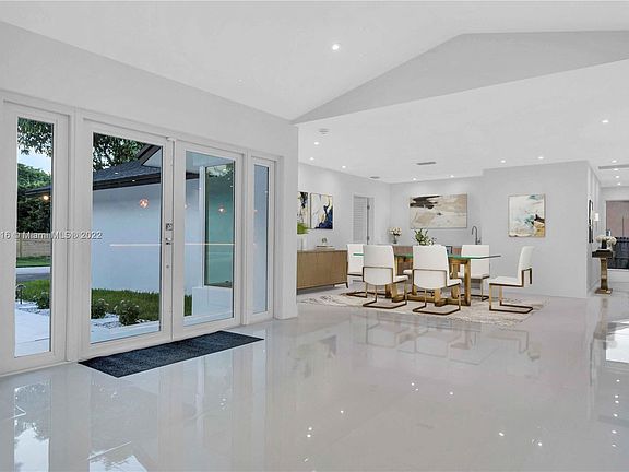 5th image of 12907 SW 103rd Pl