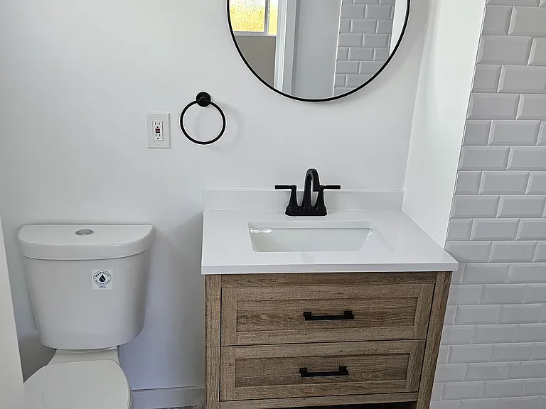 21329 Jaffrey Ave — Photo 14