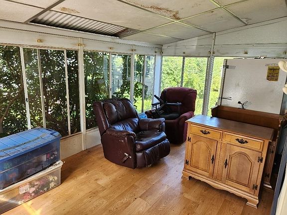 4th image of 239 Ayer Rd #7