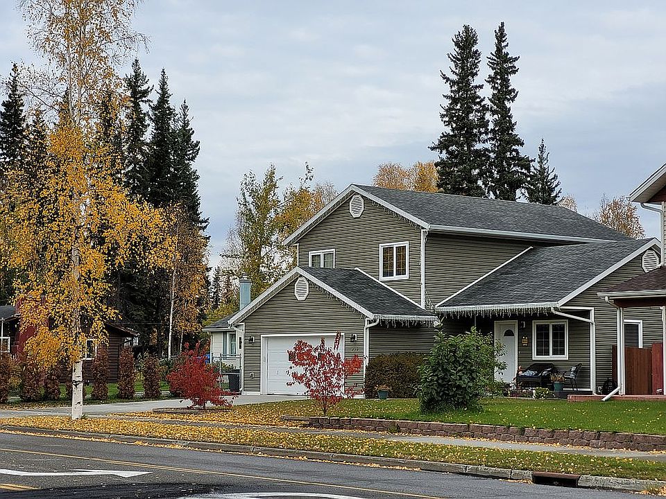 1st image of 430 Farewell Ave