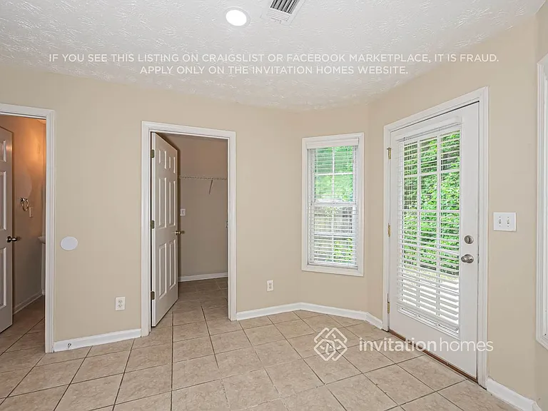 535 Devonshire Walk Dr — Photo 7