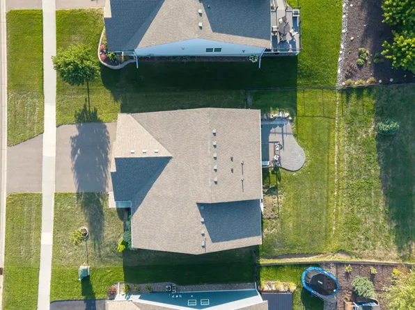 7737 205th St W, Lakeville, MN 55044