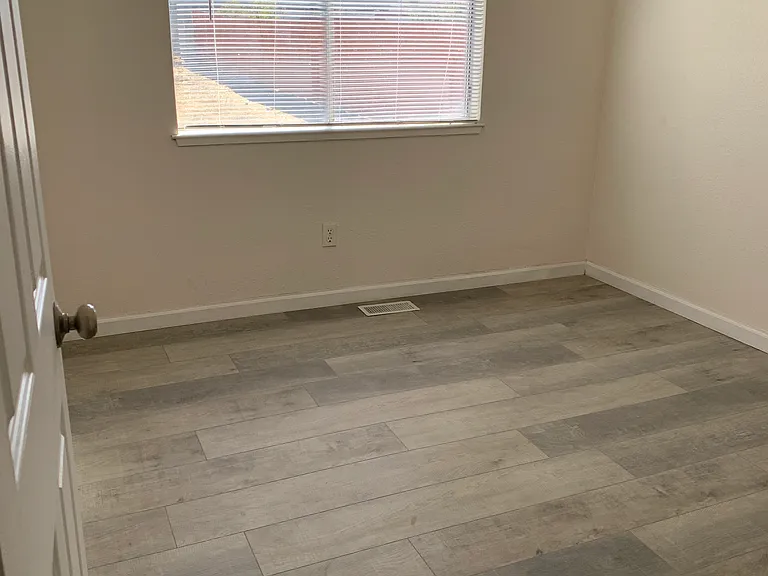 11 Greensboro Ct — Photo 11