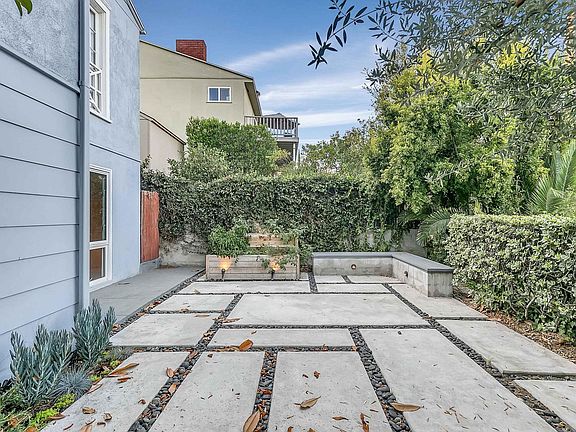 3rd image of 5007 College View Ave