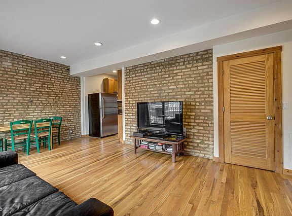 4th image of 6699 N Olmsted Ave APT 201