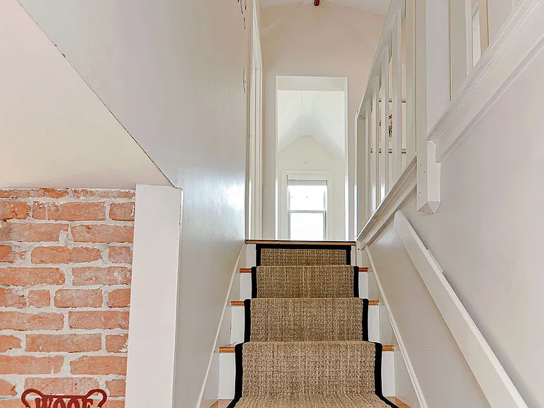 58 Eastern Point Rd — Photo 14