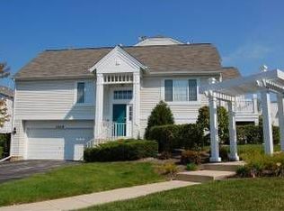 2426 Oakfield Ct, Aurora, IL 60503