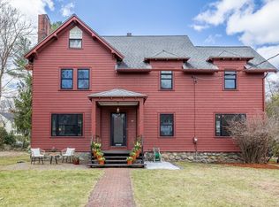 34 Fletcher Rd, Bedford, MA 01730