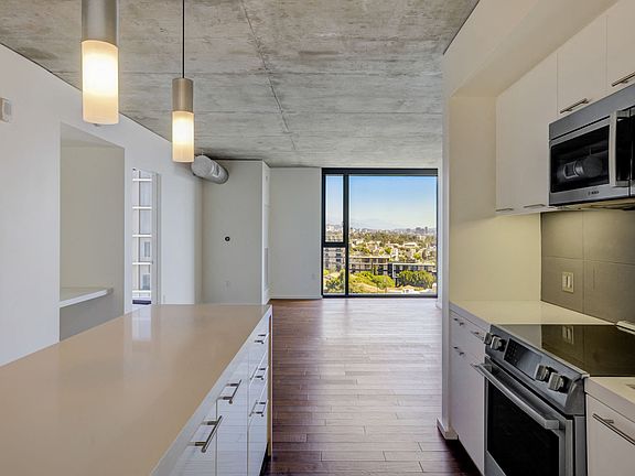 4th image of 8500 W Sunset Blvd APT E702