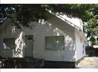 87 Alverson Ave, Providence, RI 02909