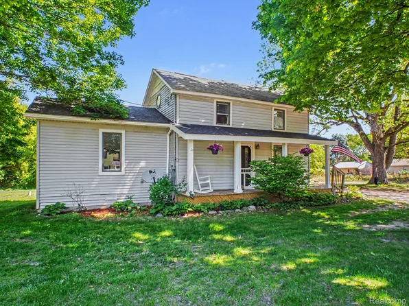 5272 W Frances Rd, Clio, MI 48420
