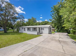 2707 E Mars St, Inverness, FL 34453