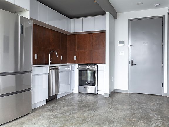 2nd image of 410 Tompkins Ave #7F