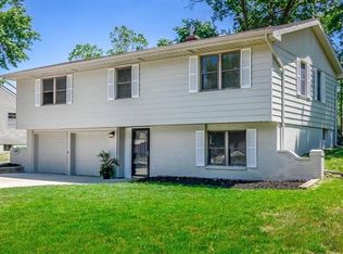 5313 NE 57th St, Kansas City, MO 64119