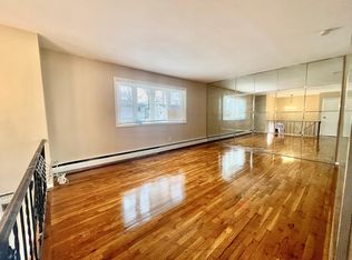 19 Leigh St #A, Huntington, NY 11743