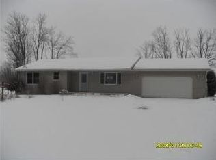 1951 Fitchburg Rd, Stockbridge, MI 49285