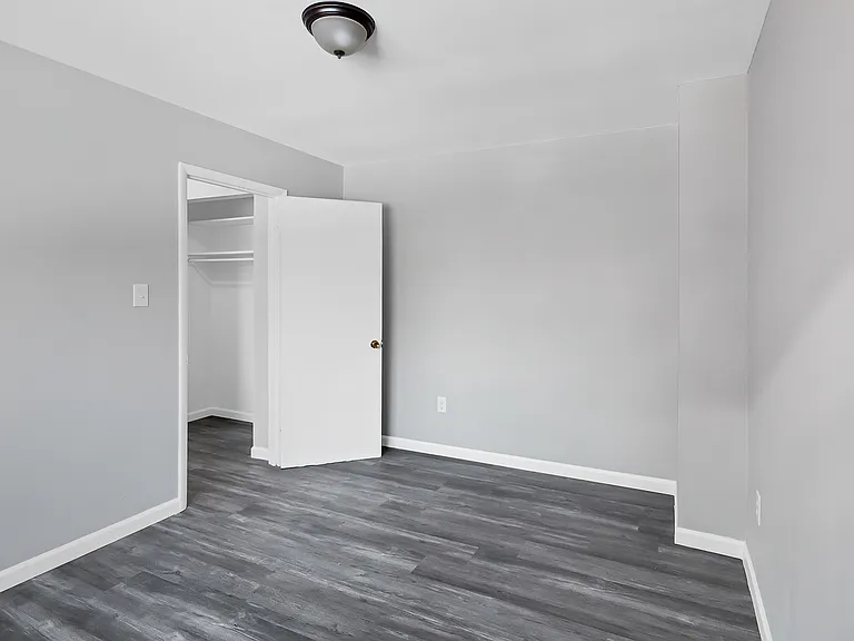 1007 Dana Ave #11 — Photo 5