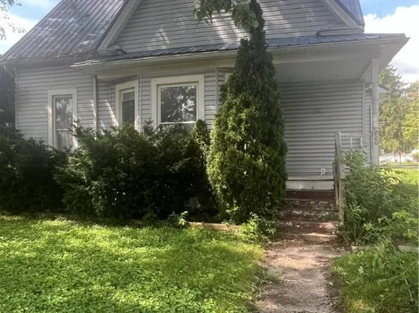 800 Edgar Ave, Mattoon, IL 61938