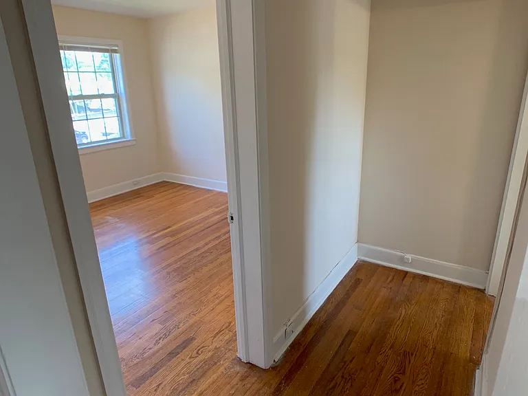917 Oxmoor Rd #201 — Photo 35
