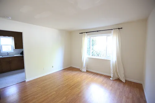 3112 Deakin St #1 Photo 1