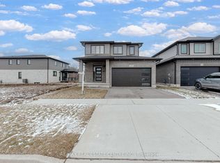 8 Moon Cres, Cambridge, ON